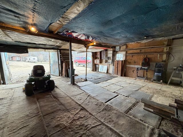 262 Hiwassee Rd, Crossville, TN 38572