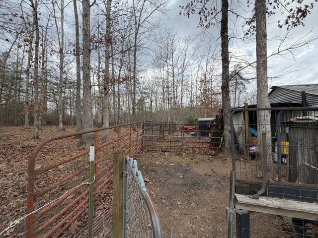 262 Hiwassee Rd, Crossville, TN 38572