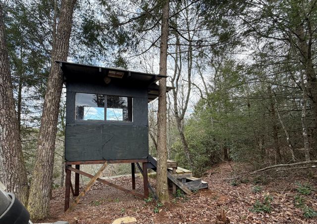 262 Hiwassee Rd, Crossville, TN 38572