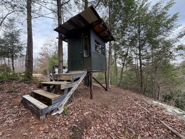 262 Hiwassee Rd, Crossville, TN 38572