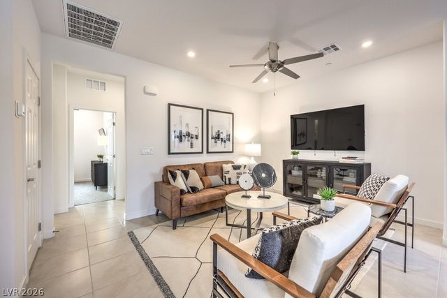 6110 Garden Oasis Street, Las Vegas, NV 89148