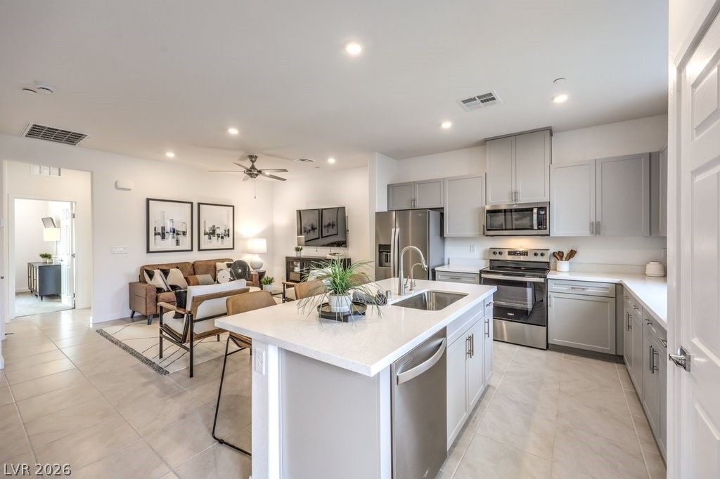 6110 Garden Oasis Street, Las Vegas, NV 89148