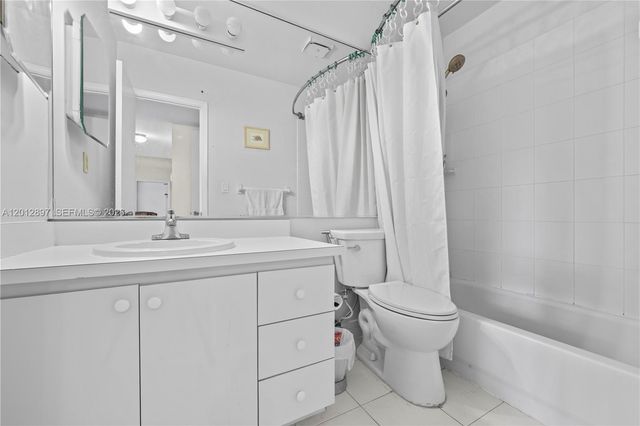 7829 Miller Dr B205, Miami, FL 33155