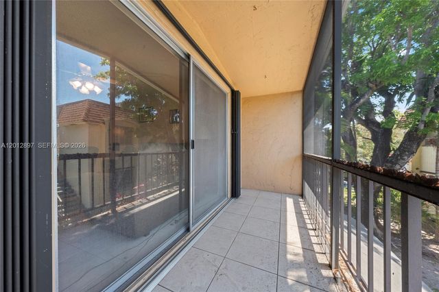 7829 Miller Dr B205, Miami, FL 33155