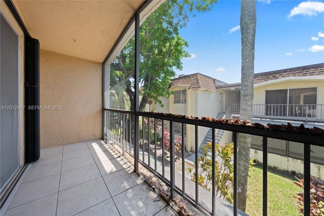 7829 Miller Dr B205, Miami, FL 33155