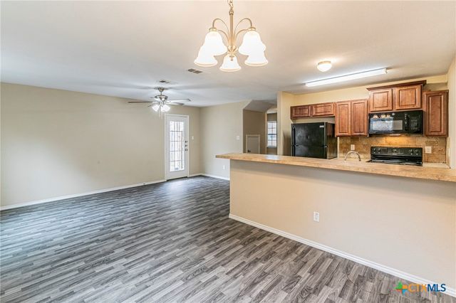 901 Carla Kay Drive, Belton, TX 76513