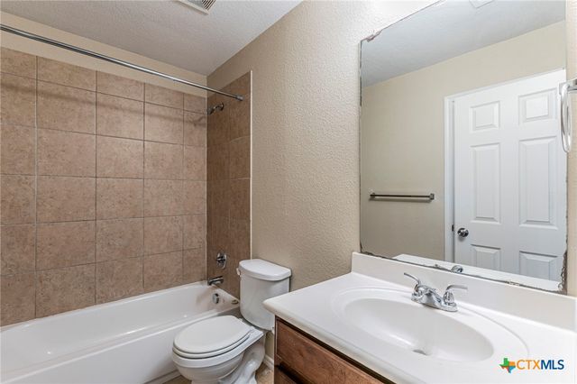 901 Carla Kay Drive, Belton, TX 76513