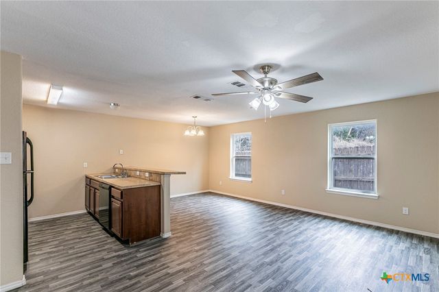 901 Carla Kay Drive, Belton, TX 76513