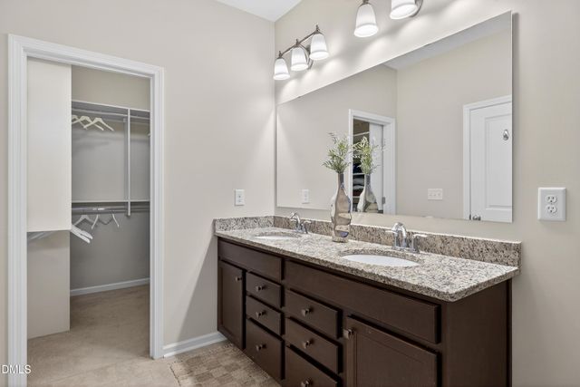 345 Great Northern Station, Apex, NC 27502