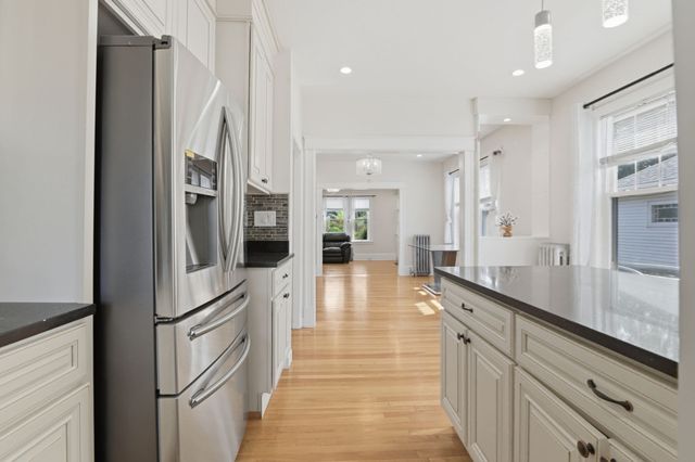 334 Sea St, Quincy, MA 02169