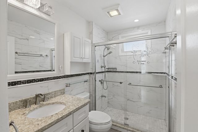 334 Sea St, Quincy, MA 02169