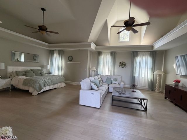 2 Chilton Rd, Chester Twp., NJ 07930