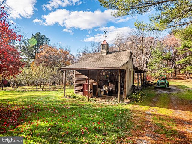 5710 EMORY RD, Upperco, MD 21155