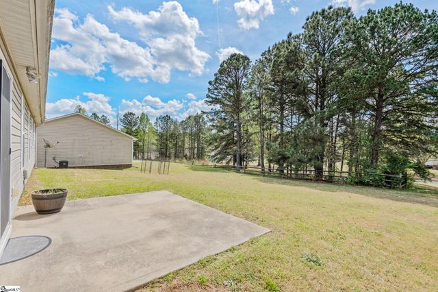 104 Tarpon Court, Fountain Inn, SC 29644