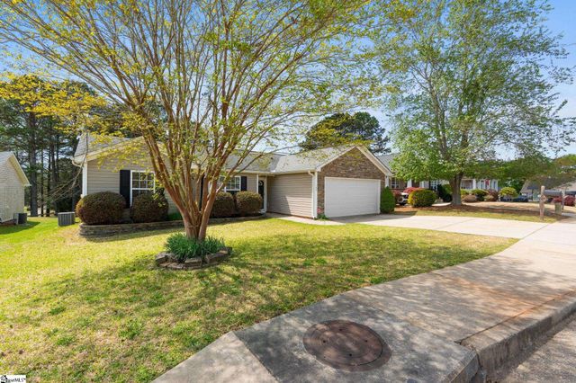 104 Tarpon Court, Fountain Inn, SC 29644