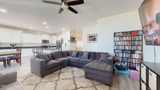 269 S 165th Drive, Goodyear, AZ 85338