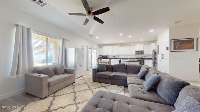 269 S 165th Drive, Goodyear, AZ 85338