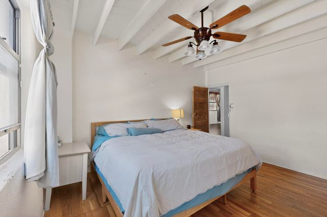 2115 Hollywood Avenue NW, Albuquerque, NM 87104