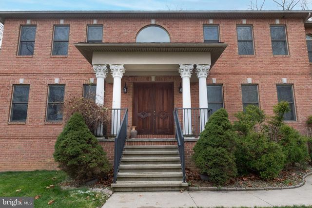 171 MANHASSET DR, Port Matilda, PA 16870