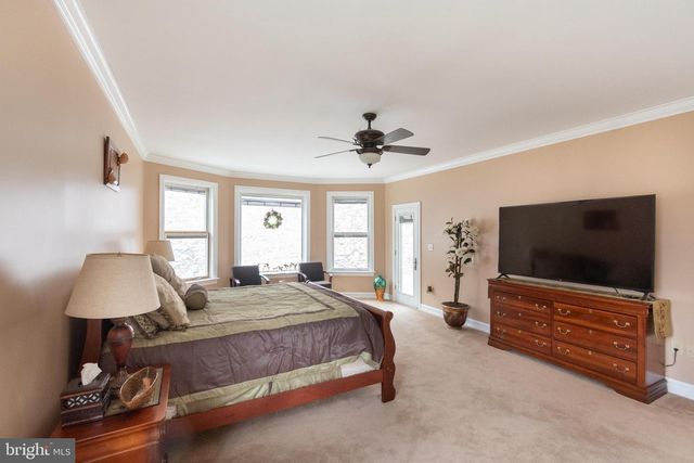 171 MANHASSET DR, Port Matilda, PA 16870