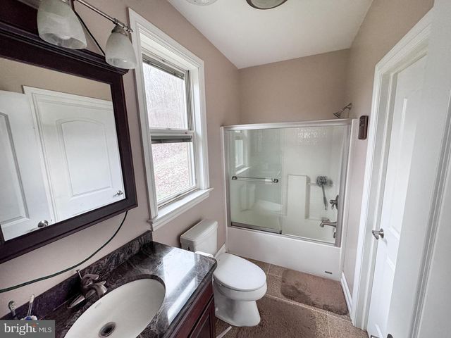 171 MANHASSET DR, Port Matilda, PA 16870