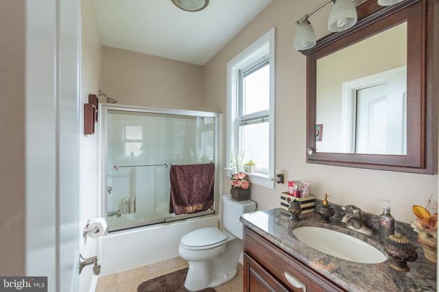 171 MANHASSET DR, Port Matilda, PA 16870