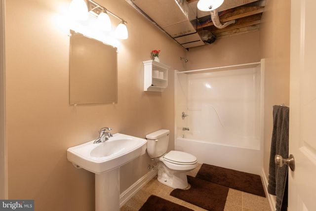 171 MANHASSET DR, Port Matilda, PA 16870