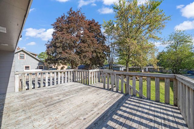 518 Maxwelton Drive, Des Moines, IA 50315
