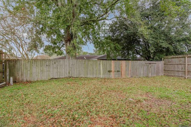 53580 Ware St, White Castle, LA 70788