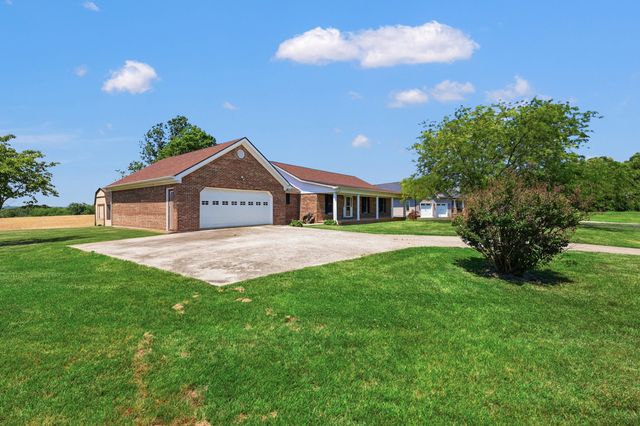 168 Dory Drive, Salvisa, KY 40372