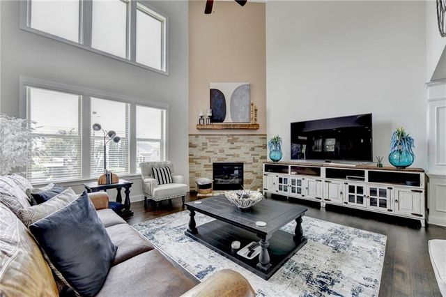 4177 Heisenberg Lane, Suwanee, GA 30024