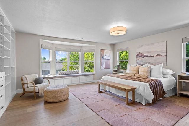 120 Clunie Dr, Sacramento, CA 95864