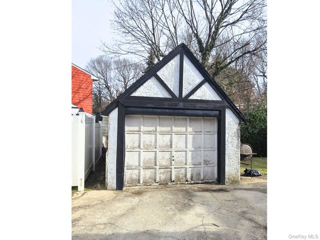 1583 Irving Street, Baldwin, NY 11510