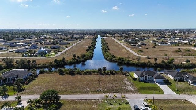 3714 NW 41st LN, Cape Coral, FL 33993