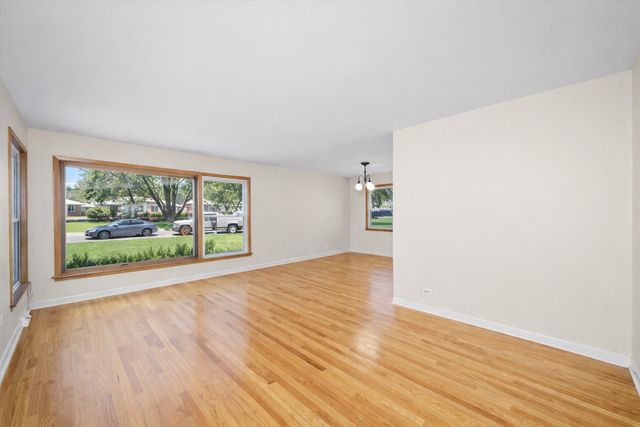 16049 Minerva Avenue, South Holland, IL 60473