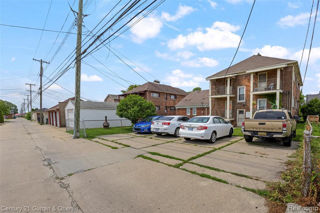 6022-6028 Appoline, Dearborn, MI 48126