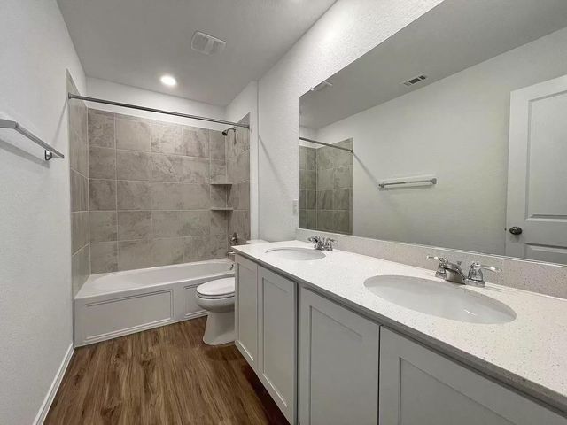 104 Ulmus ST, Hutto, TX 78634