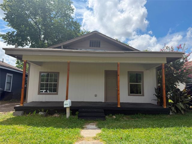 2910 Birmingham Avenue, Dallas, TX 75215