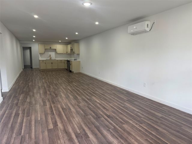 2910 Birmingham Avenue, Dallas, TX 75215