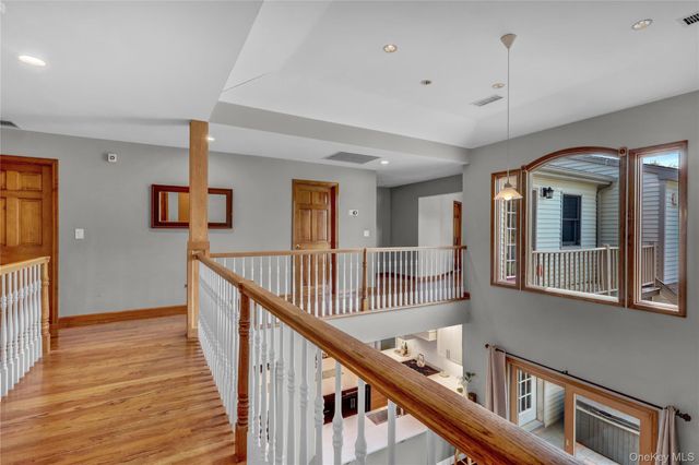 26 Peachtree Lane, Mount Sinai, NY 11766