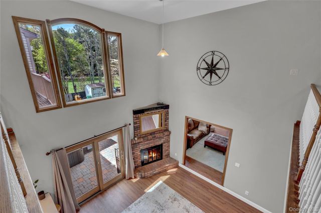 26 Peachtree Lane, Mount Sinai, NY 11766