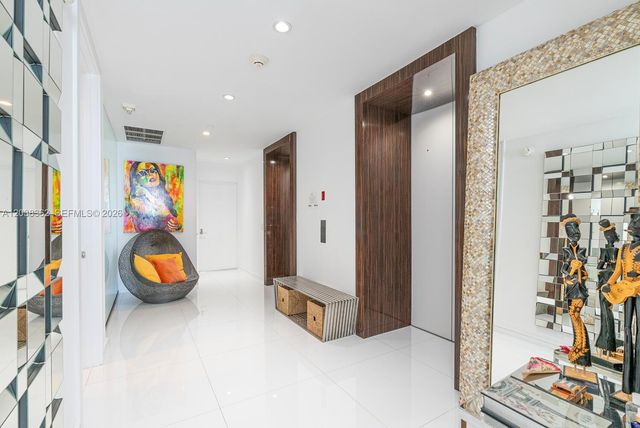 1100 Biscayne Blvd 4103, Miami, FL 33132
