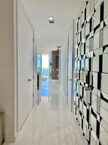 1100 Biscayne Blvd 4103, Miami, FL 33132