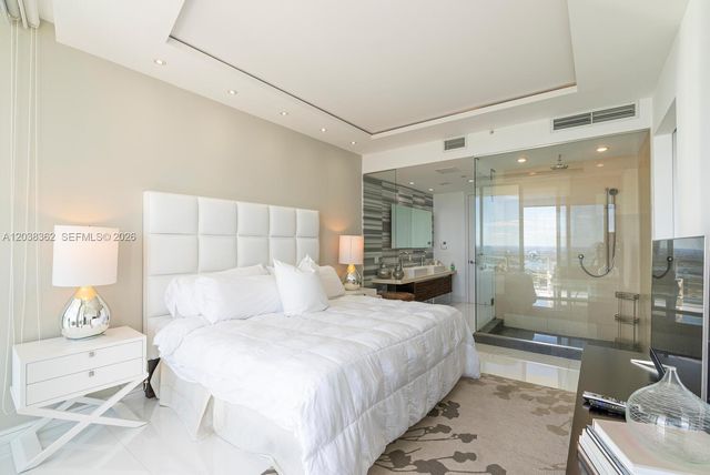 1100 Biscayne Blvd 4103, Miami, FL 33132
