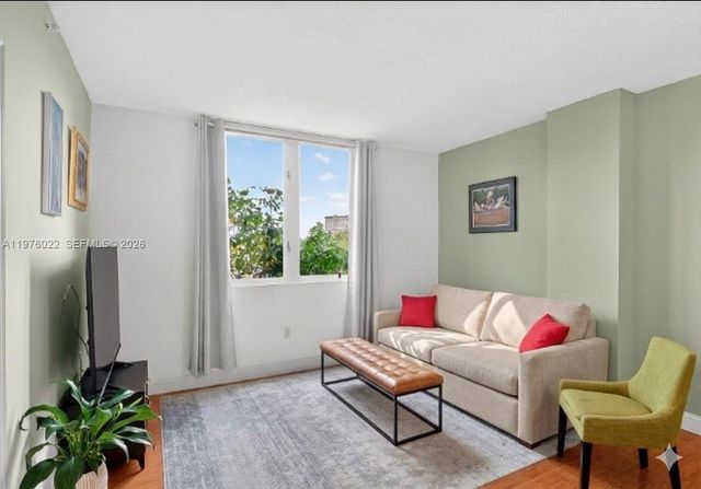 2630 SW 28th St 51, Miami, FL 33133