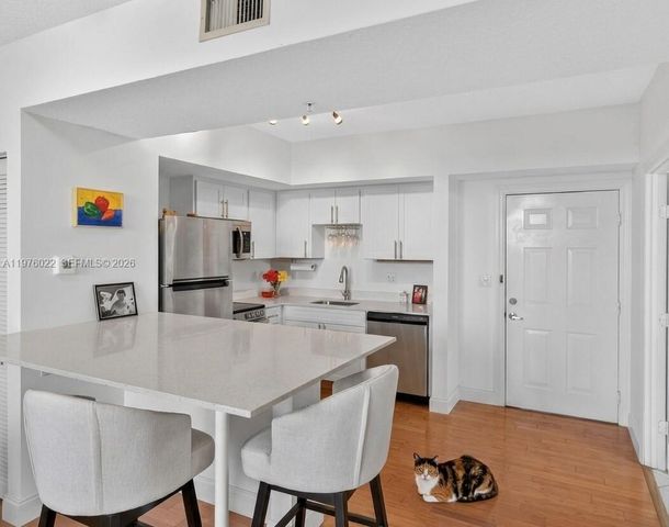 2630 SW 28th St 51, Miami, FL 33133