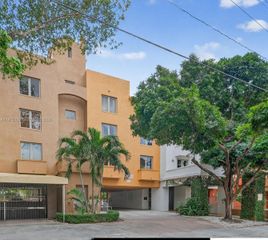 2630 SW 28th St 51, Miami, FL 33133