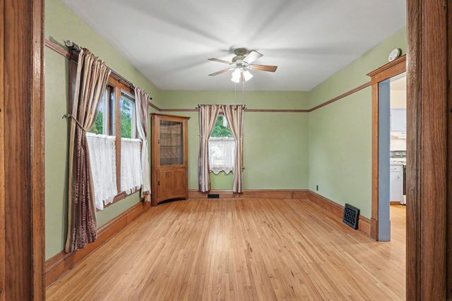 1117 State Street, Cedar Falls, IA 50613