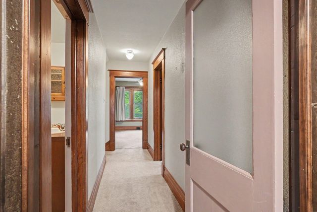 1117 State Street, Cedar Falls, IA 50613