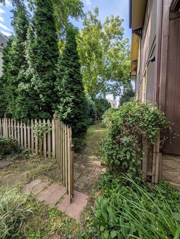 1117 State Street, Cedar Falls, IA 50613
